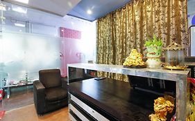 Hotel Diamond Park, Madhapur